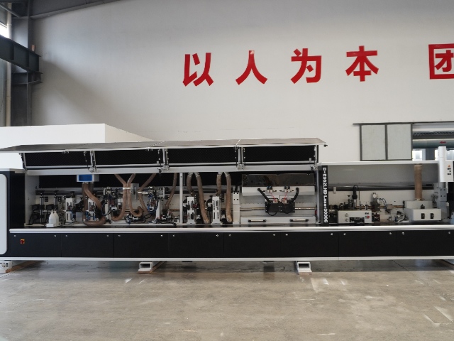 Лазерный кромкооблицовочный станок 962LHD